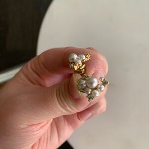 Olive and Piper Pearl Cluster Studs